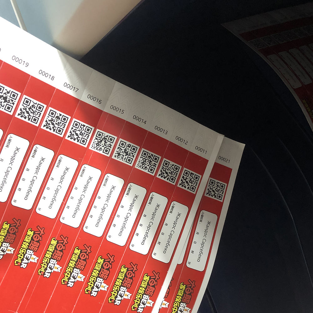 Goedkope en hoogwaardige tyvek-papieren bedrukbare armbanden voor evenementen, perfecte oplossing van papieren polsbandje, inkjet- en laserprinten