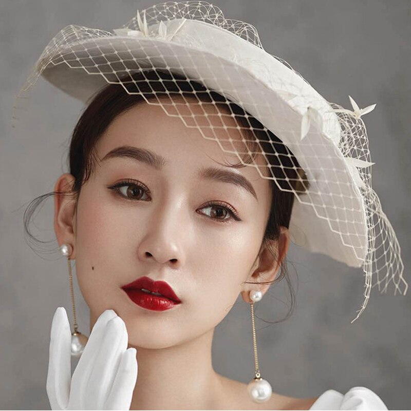 Chapeaux de mariage Vintage en dentelle pour femmes, en filet, accessoires de mariage blancs, pour mariées, fascinateur, Sinamay, gants en voile, cage à oiseaux