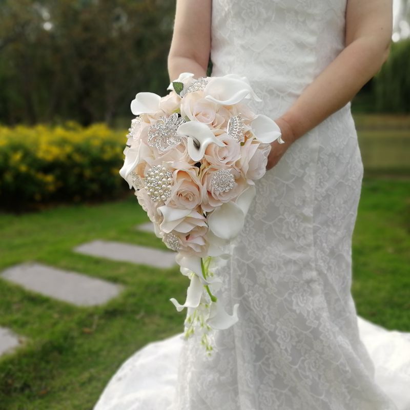 Roze Bruidsboeket Cascading Bruiloft Bloemen Witte Calla Lelie Bruidsboeket Bloem Ramo De Novia Boda