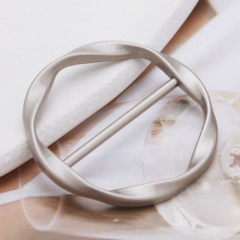 Hebillas de Metal simples para mujer, hebilla de nudo para esquinas de camiseta, cinturón, hebilla ajustable y cierre decorativo para bufanda, 1 Uds.: Plata antigua