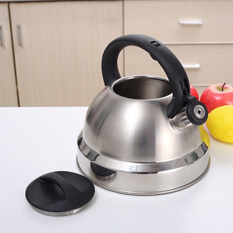 Stainless steel kettle with whistle 1.8L