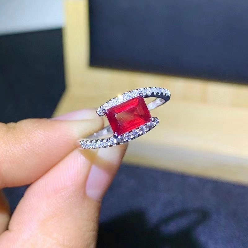 Natural Ruby Ring, 925 Sterling Silver, Simple and Exquisite Style, Cheap Price, Recommended By The Owner, Authentic Color