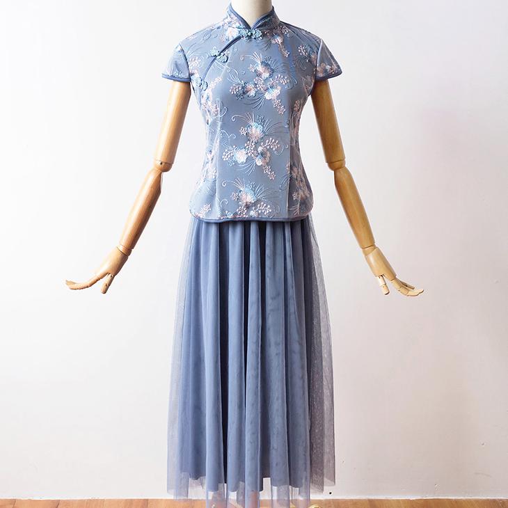 2 kpl/setti puolihihainen brodeeraus vintage moderni perinteinen satiinikiinalainen mekko qipao cheongsam naisten juhlamekot: 2