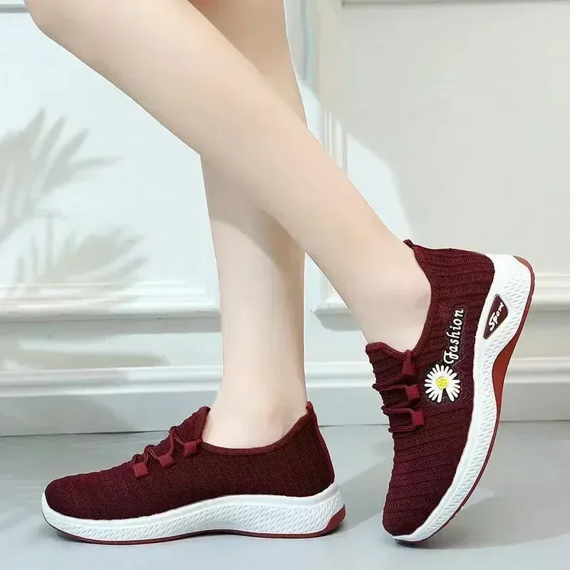 Women's Shoes Autumn Style True Fly Weaving Old Beijing Cloth Shoes Little Daisy Women's Casual Sports Shoes Walking Shoes