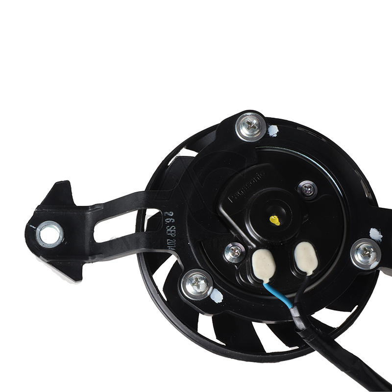 Motorcycle cooling fan with plug 12V ultra-thin electric radiator server fan for 150c 200cc 250cc 450cc off-road vehicle