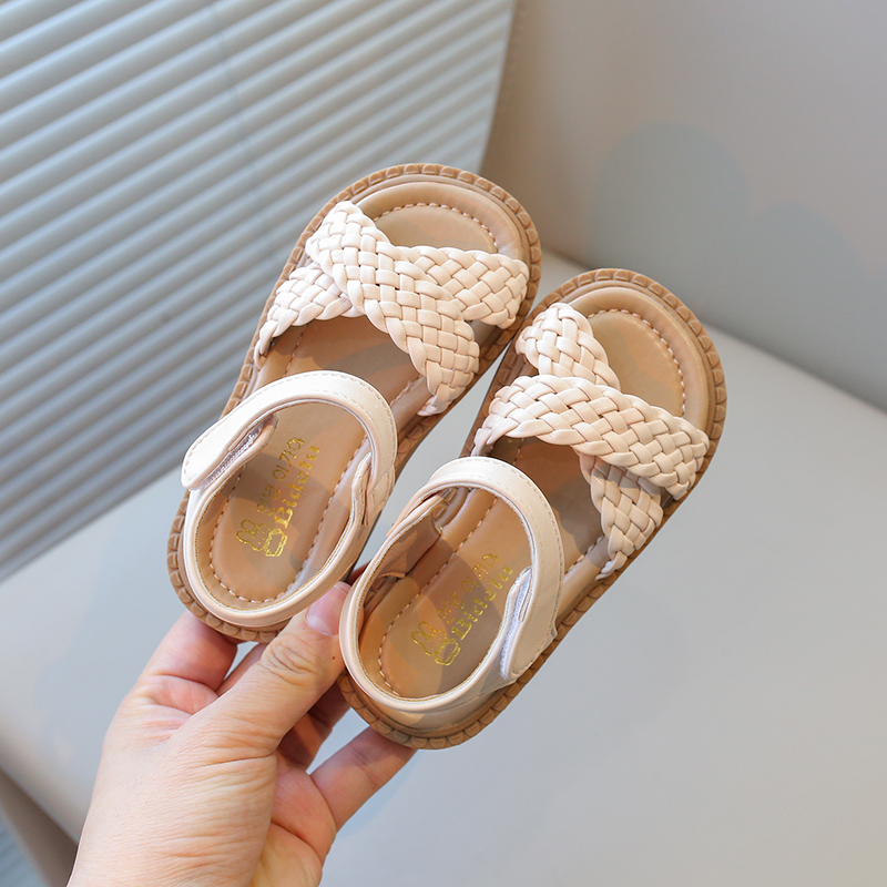 Girls Sandals Kids Princess Beach Shoes Brand Cross Tied Weave Style Children Summer Sandals Soft Cute: Beige / 26