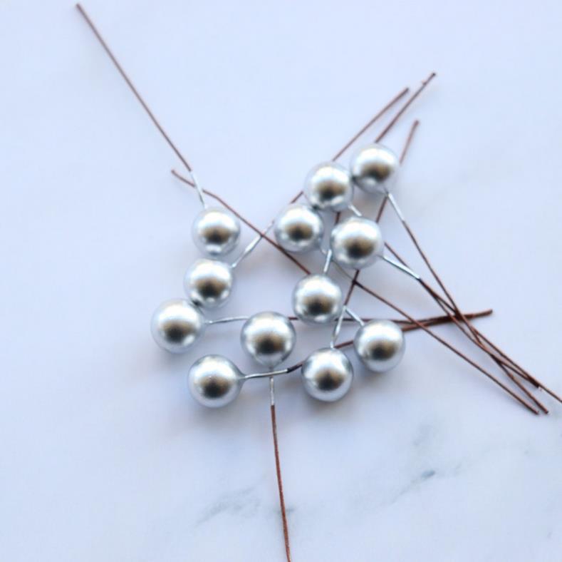 50pcs/100Pcs/lot Artificial Berry Vivid Red Holly Berry Berries Home Garland Simulation Plant Wedding Garden Decoration: 100pcs 10mm / Red