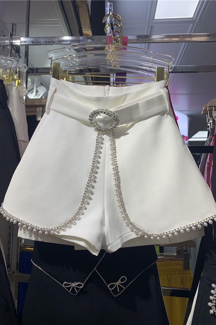 Short trapèze blanc à jambes larges pour femme, tenue assortie avec tout, pantalon court , printemps été 2022