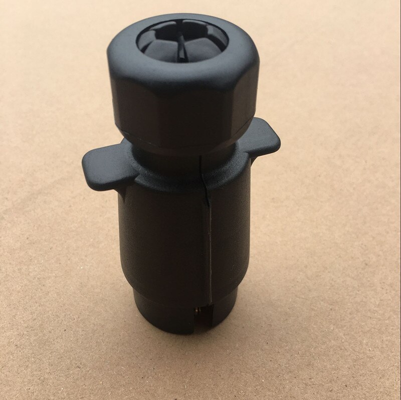 7 Pin trailer connector plastic round male plug