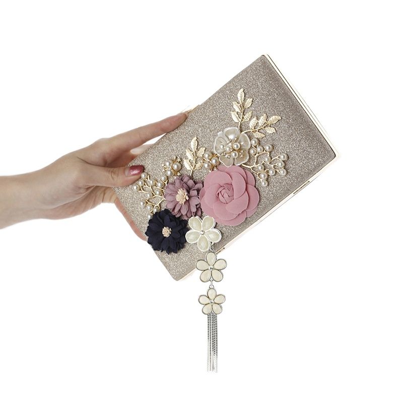 Håndlavede blomsteraftentasker bryllupskoblingstasker med perlekæde festtasker til damer  mn569