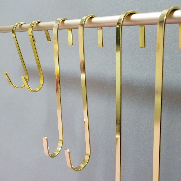 Gancho de ganchillo para colgar la puerta o la pared, accesorios de decoración del hogar, gancho largo S para tienda de ropa, colgador plano dorado, estante de exhibición