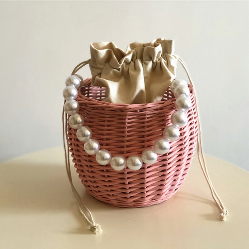Pärlformad bärbar vävd halmväska rottingpärla liten fräsch strand bucket bag ins tide style grönsakskorg handväska