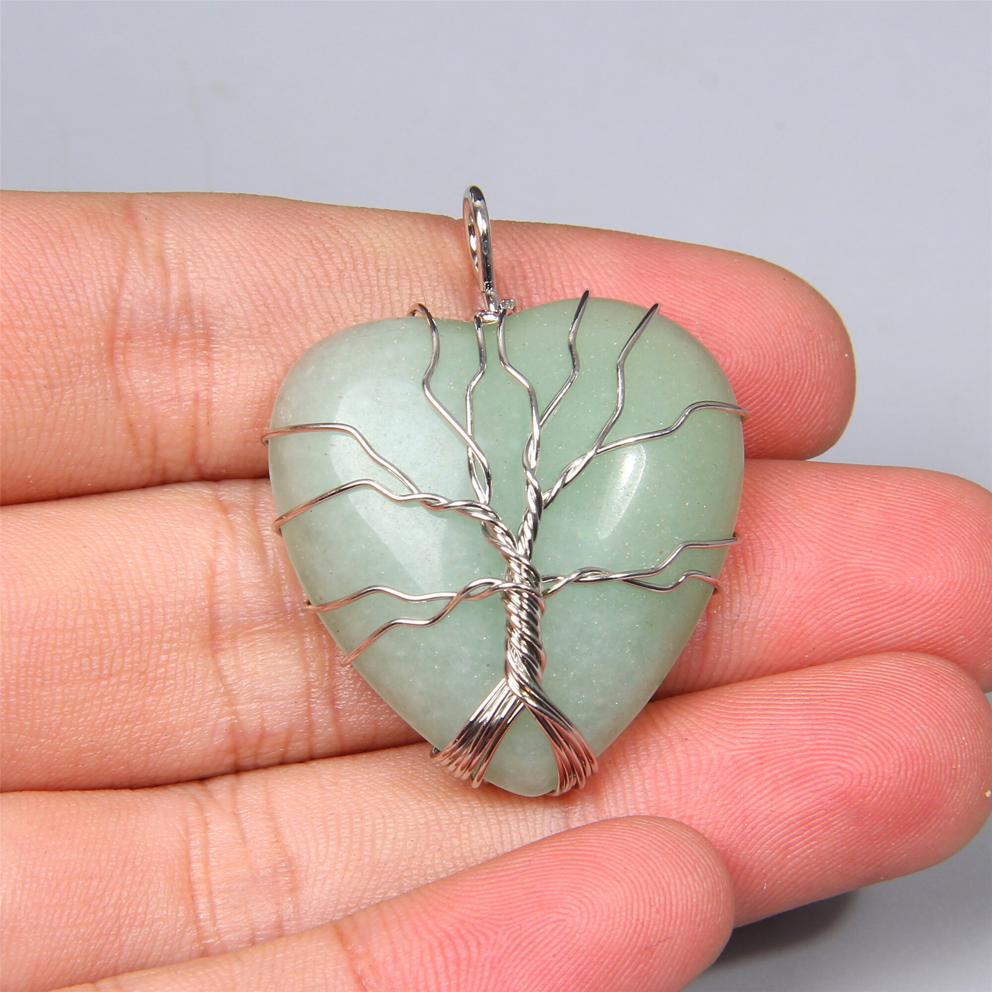 1pc verde Naturale aventurine giade gioiello di pietra del pendente per le donne degli uomini coppie di guarigione del cuore Filo Avvolto Albero della Vita pendente di fascino