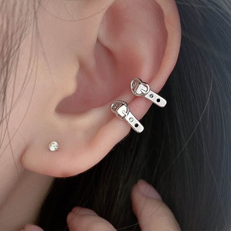 Trendy Polishing No Piercing Heart-shaped Belt Ear Clip for Women Girls Birthday Jewelry Small Cute Love Heart Earring