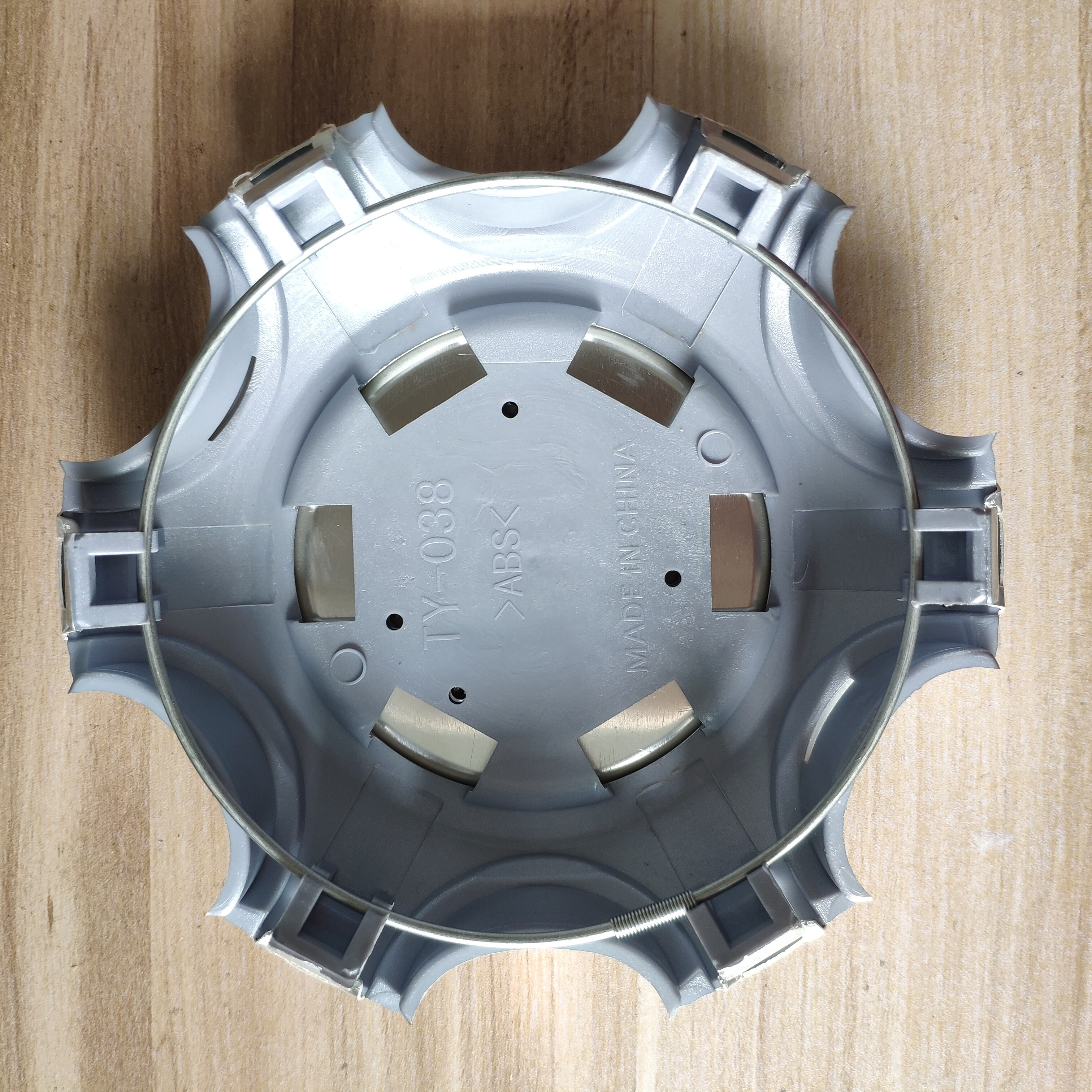 Tapacubos Universal Negro De 68 Mm - Para SUV, Camión O Turismo, Protege El Cubo De La Rueda | Fácil Instalación, Mejora La Apariencia