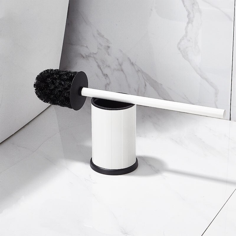 Gulvstående mat sort toiletbørste sæt rengøringsbørste toiletbørsteholder hvidrummet toilet toiletbørste