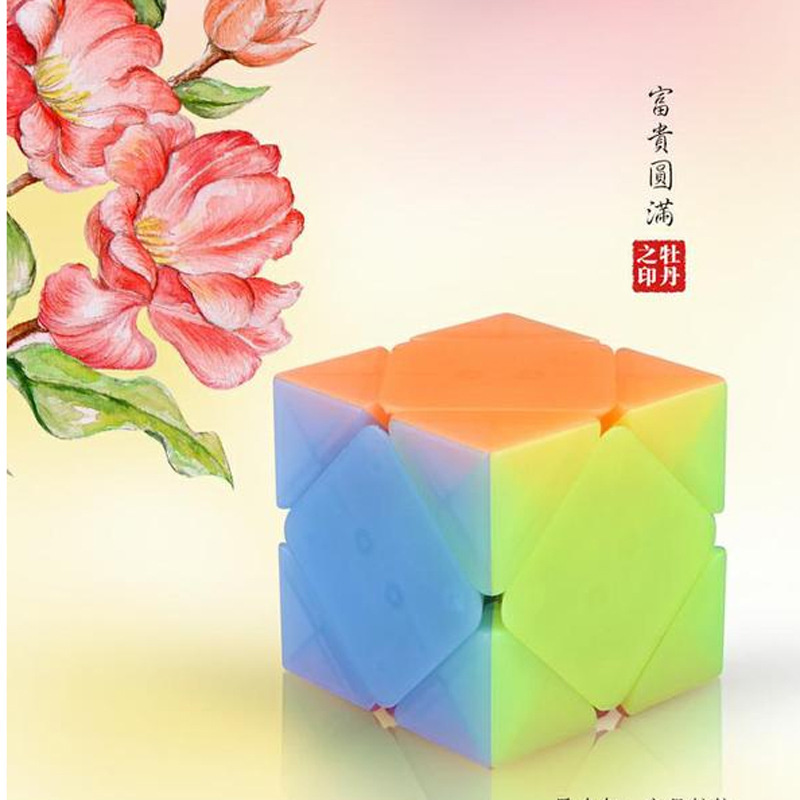 Qiyi Jelly Color Neo Magic Cube cubo trasparente Puzzle Finger giocattoli cubi di velocità professionali giocattoli educativi precoci per bambini: skewb