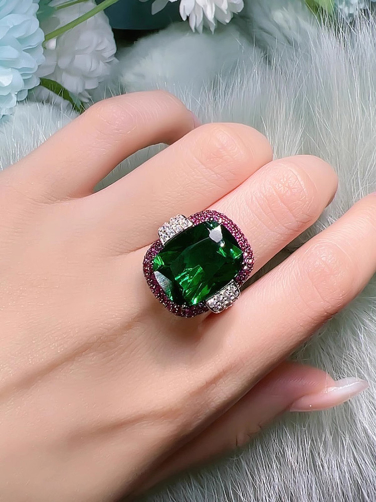 Anelli di smeraldi rubini color argento per le donne Fedi nuziali con diamanti da laboratorio Pietra preziosa Cocktail Party Gioielleria raffinata Regalo di anniversario femminile