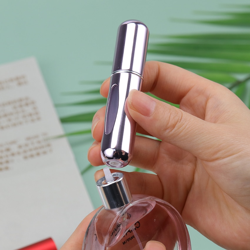 5Ml Navulbare Draagbare Reizen Fles Mini Navulbare Handig Lege Verstuiver Parfum Flessen Cosmetische Containers Voor Reiziger