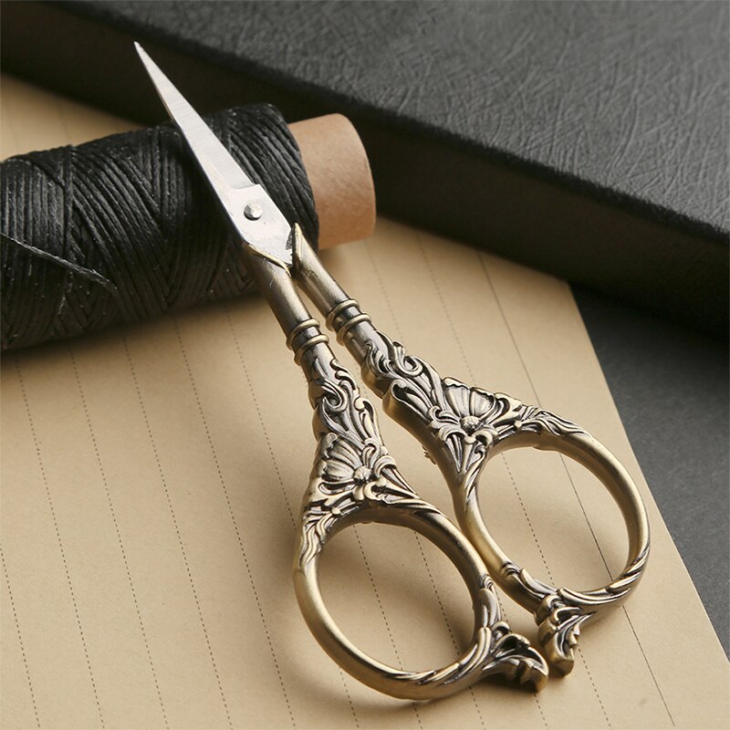SHWAKK 1PCS Embroidery Scissors Multicolor Antique Thread Cutter Retro Scissor Stainless Steel Suitable for Fabric