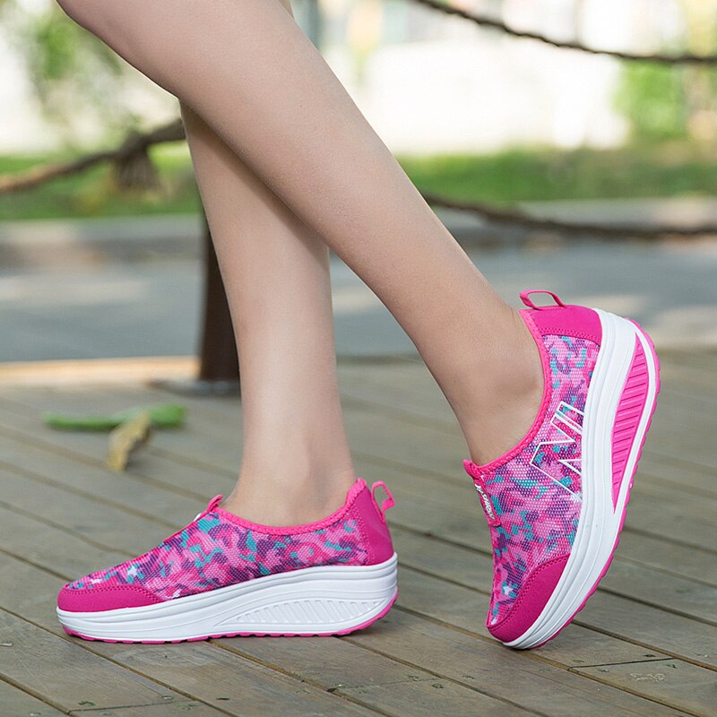 Women's Toning Shoes - Slip-on Mesh Platform - Height Increasing & Massage - DawnDark
