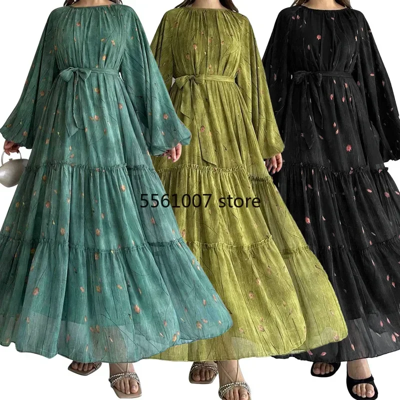 Moslim Gewaad Voor Vrouwen In Dubai, Saudi-Arabië. Marokkaanse Abaya, Modieuze Chiffon Gordel Gewaad, Modieuze En Elegante Jurk.