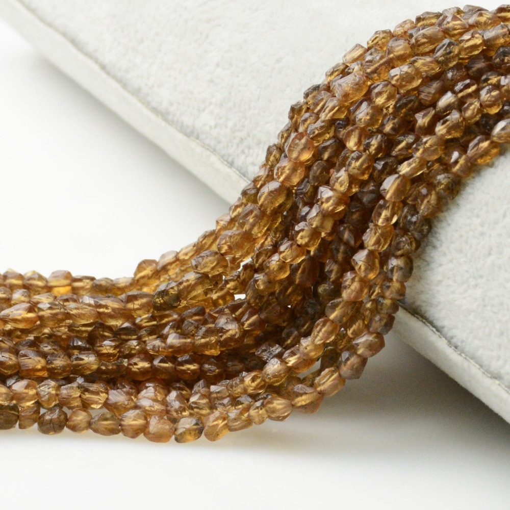 Natürliche Sauber Zirkon Kleine Faceted Nugget Perlen 4mm ~ 5mm