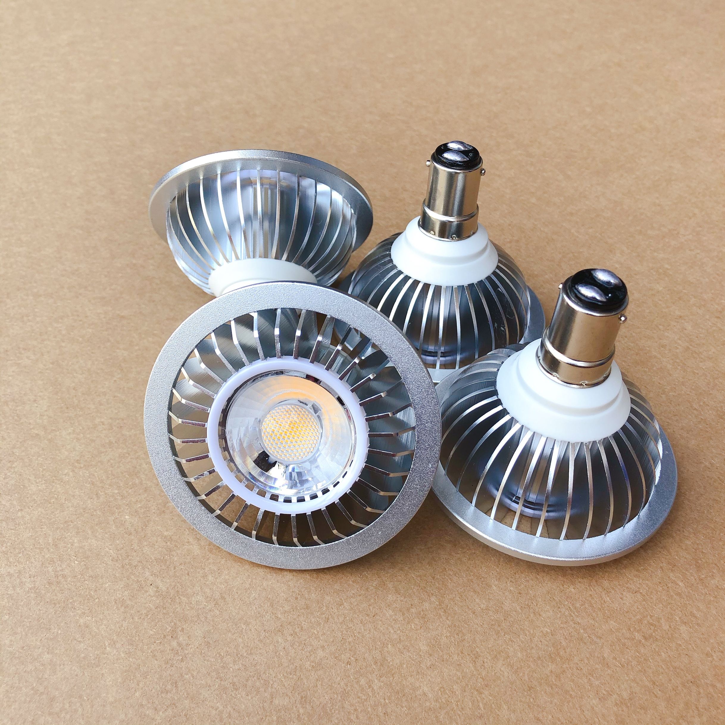 High Power 7W AR70 B15D LED Spotlight B15 Dimmable AC85-265V/DC12V Home/Commercial Lighting BA15D AR70 Bulb Lamps LED Spotlight