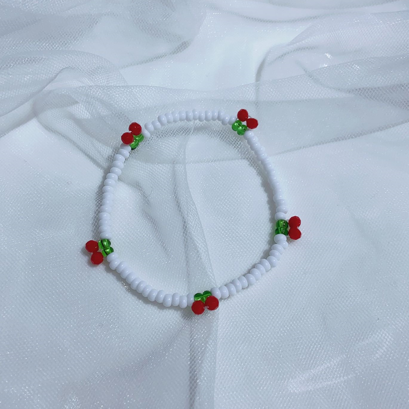 Donarsei zdobione paciorkami w stylu Boho Red Cherry naszyjnik dla kobiet śliczne Handmade owoce małe koraliki Chokers naszyjniki biżuteria Boho