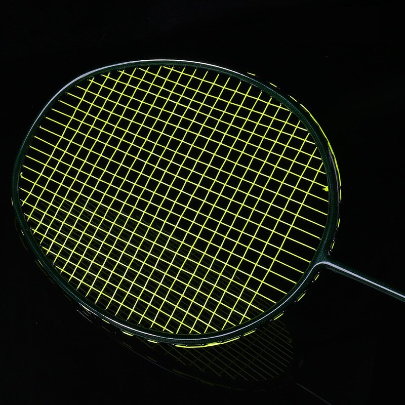 2pcs Badminton Rackets Set Ultra Light Double Badminton Racquet Titanium Carbon Fiber Playing Badminton: green