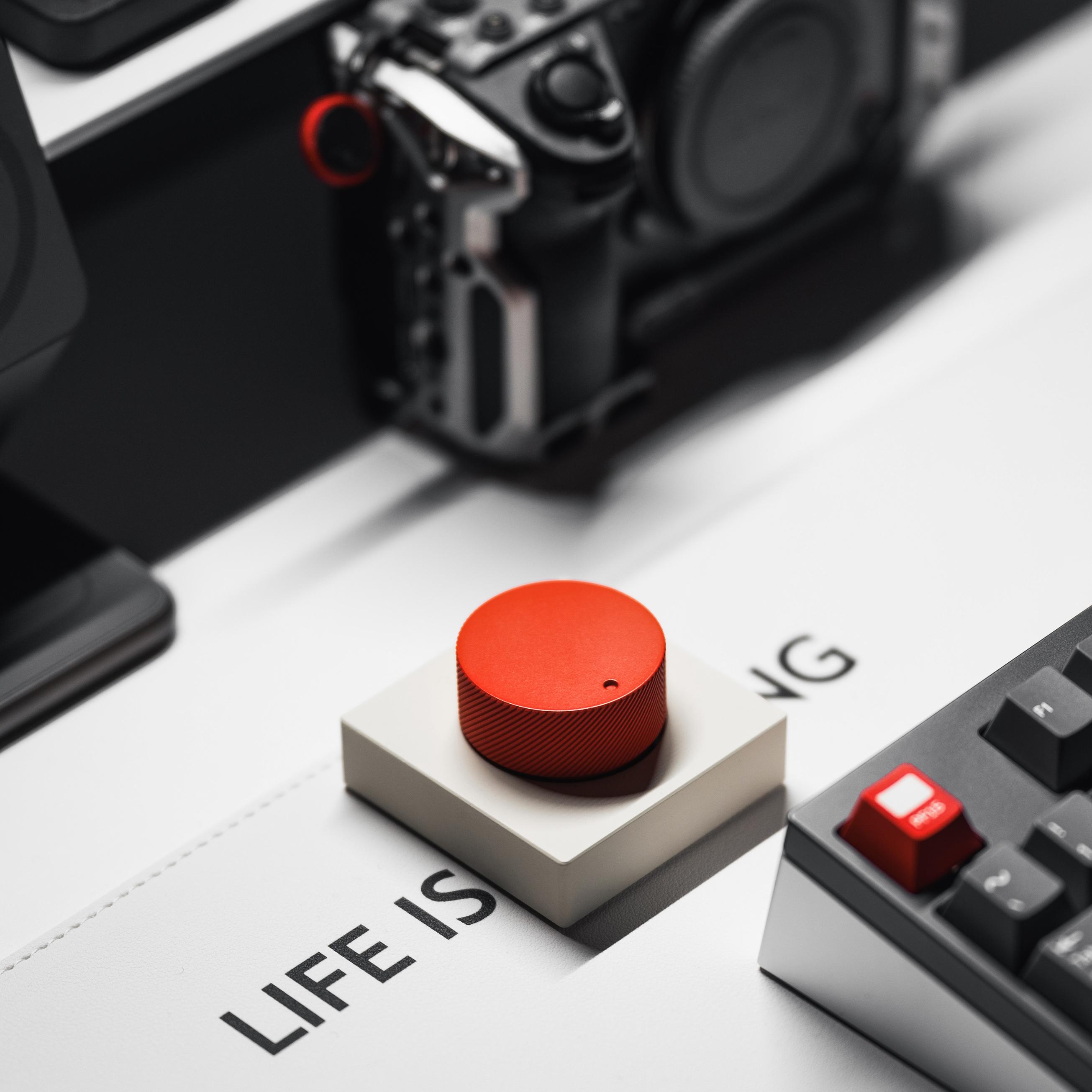 Reverse Direction/ANTICATER Custom Volume Knob Aluminum Alloy CNC Bluetooth Mini Keyboard