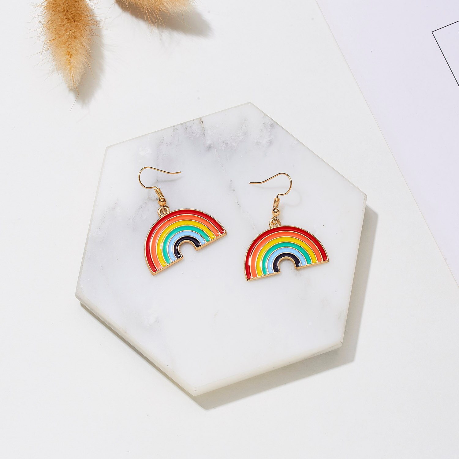 Rinhoo Leuke Regenboog Dangle Oorbellen Voor Vrouwen Pendientes Sieraden Eenvoudige Meisjes Brincos Kleurrijke Lgbt Rainbow Charm Oorbellen