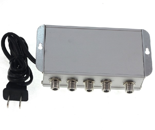 EU plug 4 Way CATV VCR TV Antenne Signaal Versterker Booster Splitter 30DB 45-880MHz 220V