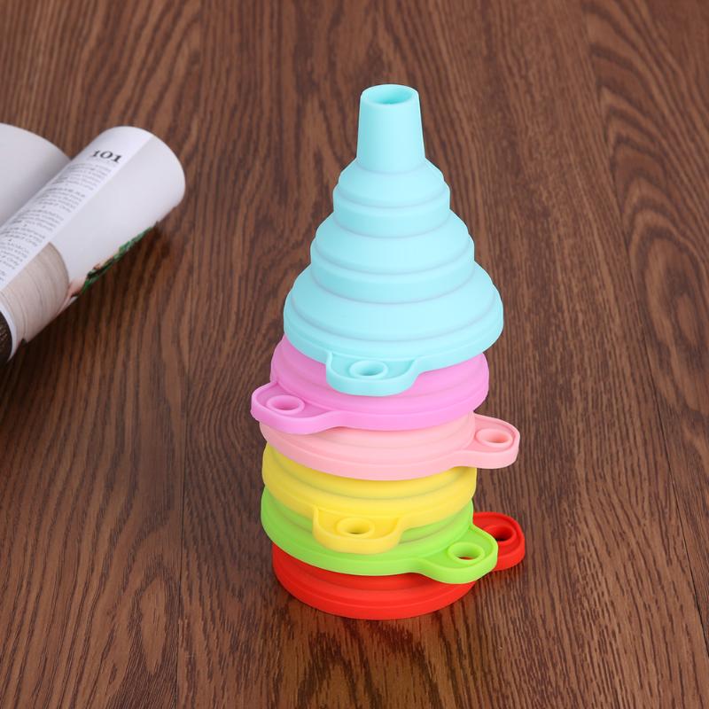 1pc Mini Opvouwbare Trechter Kleurrijke Silicone Inklapbare Stijl Trechter Opvouwbare Draagbare Trechters Keuken Accessoires Gadgets