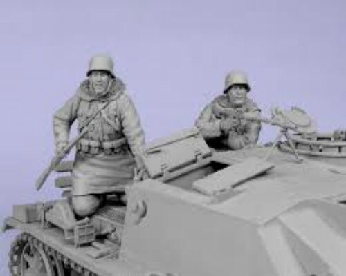 1/35 model kit resin kit Two soldiers ready to attack