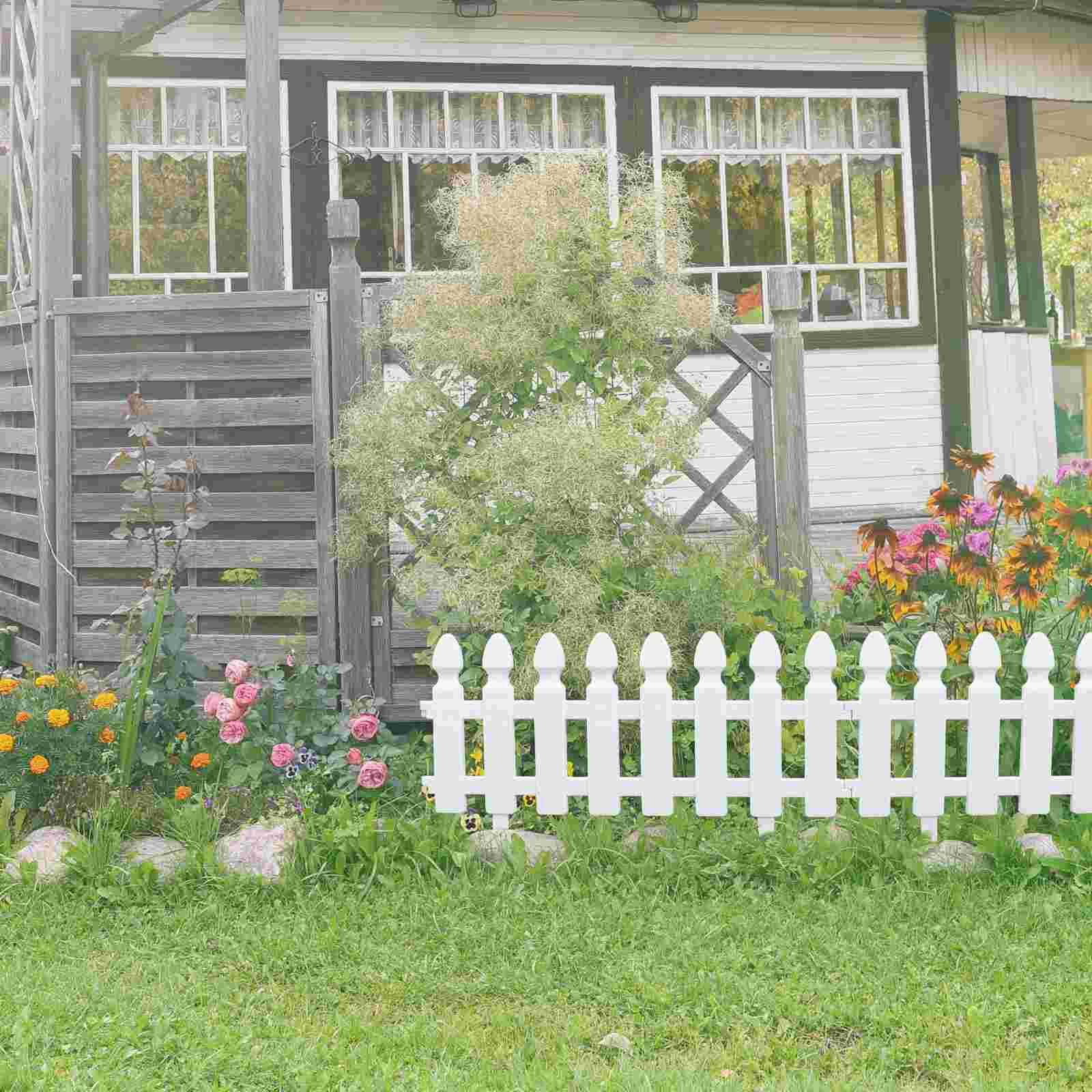4pcs Outdoor Garden Vegetable Fence Plastic Small Fence DIY Garden Decoration