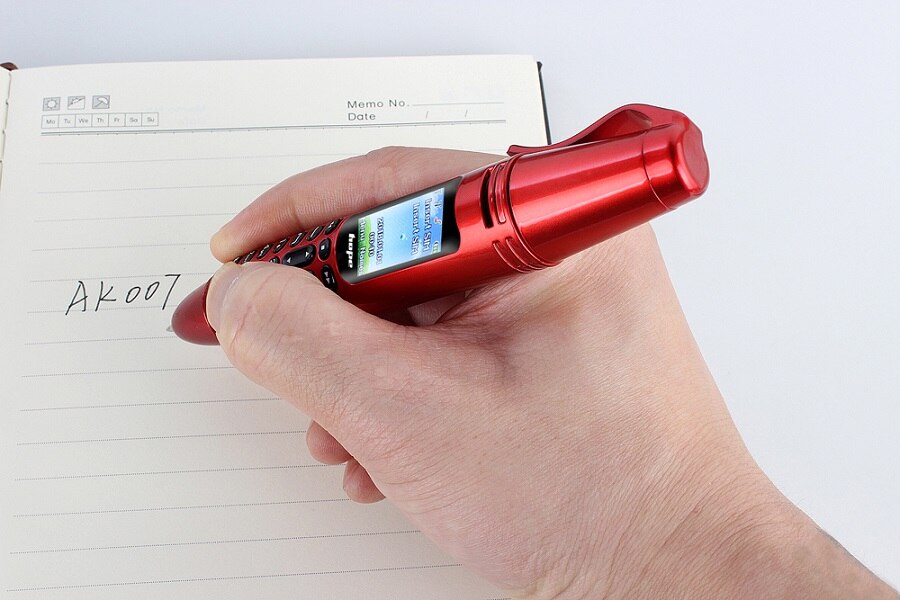 Mini téléphone portable mafam  ak007 pen, écran de 0.96 pouces, gsm, double sim, appareil photo, lampe de poche, composeur bluetooth, téléphones portables avec enregistrement: Ajouter 32g tf / Rouge