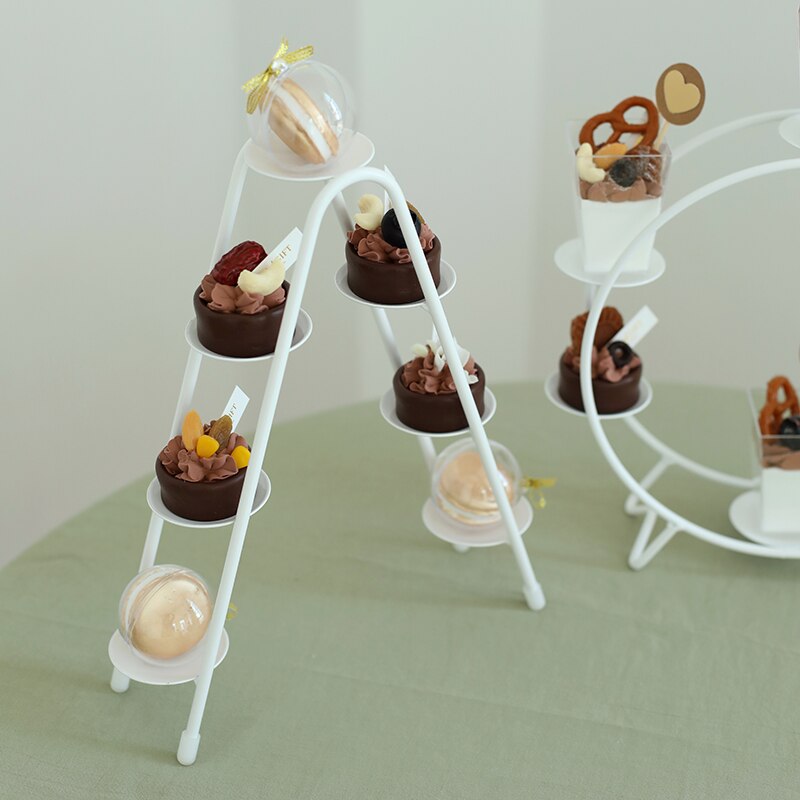 Sweetgo macaroon hållare pariservit hjul stege form dessert cupcake brickor för bröllop bord fest leverantör heminredning