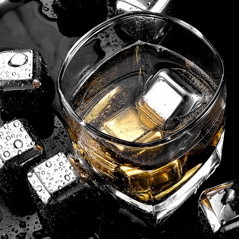304 stainless steel ice cubes can be reused. Frozen ice cubes are used for rapid cooling of whiskey and longer