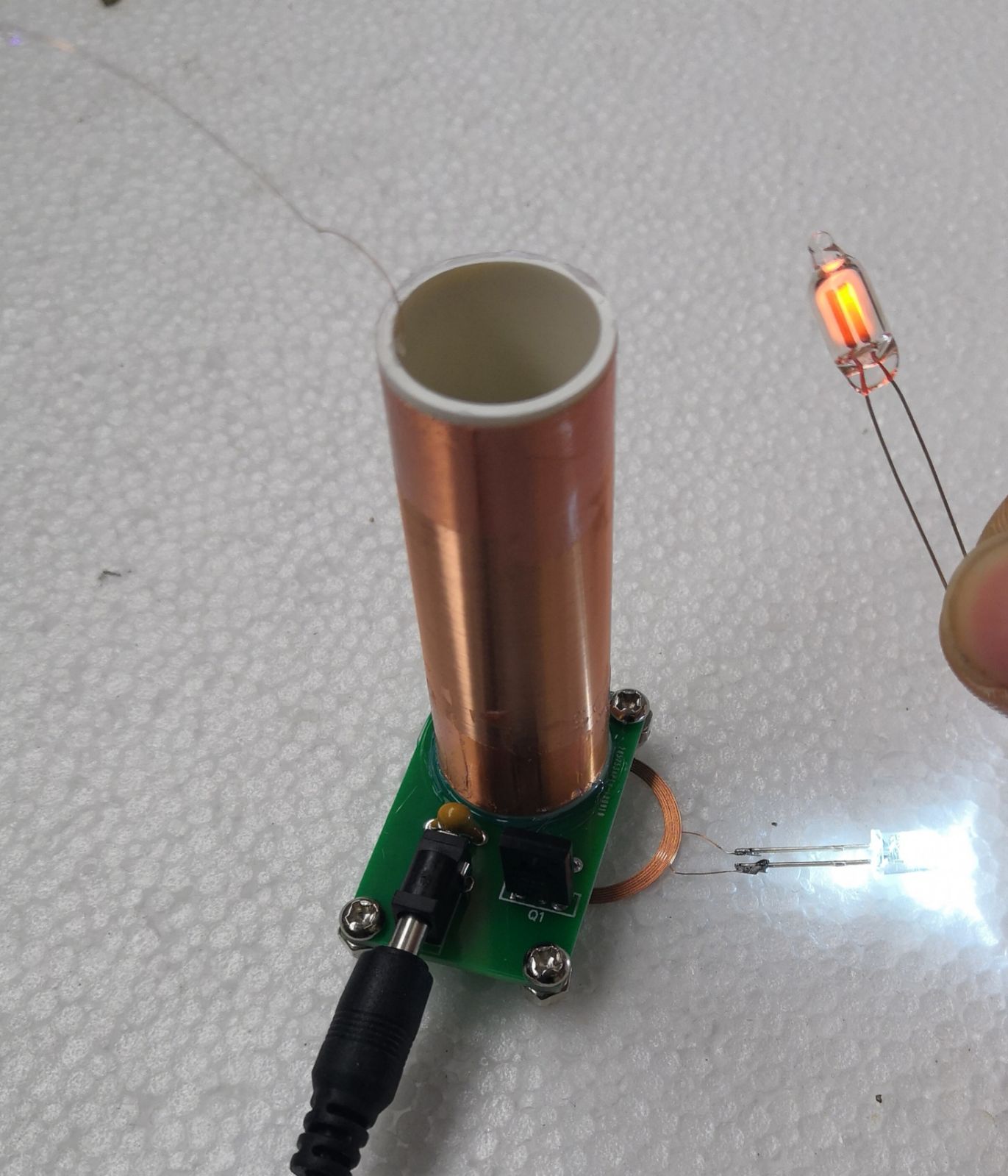 Tesla coil 5vusb power electronics production