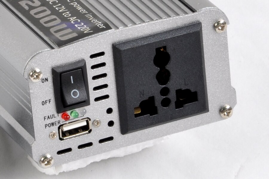 Til 200w usb bil inverter strøm ac adapter konverter 100%  [ cp131 ]