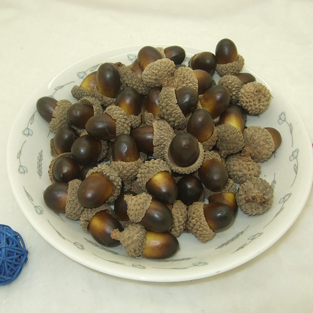10 stycken konstgjorda ekollon bär skum ekollon träd dekoration bröllopsfest tillbehör 3cm mini heminredningstillbehör