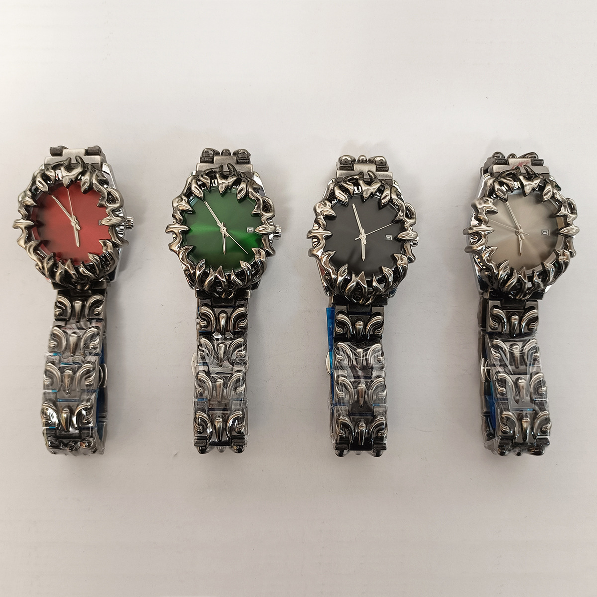 Relojes clásicos Retro con garra estilo alabastro Y2K para hombre, reloj europeo y americano, de nicho Ins avanzado alienígena a la