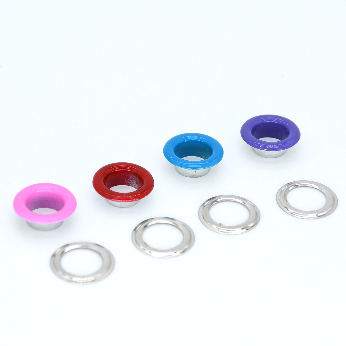100 setzt 4,5 mm Ösen, Metallösen mit Unterlegscheibe für Kleidungsstück, Schuh, Gürtel, Hütte, Leder, Basteltasche, DIY-Reparaturteile, Zubehör