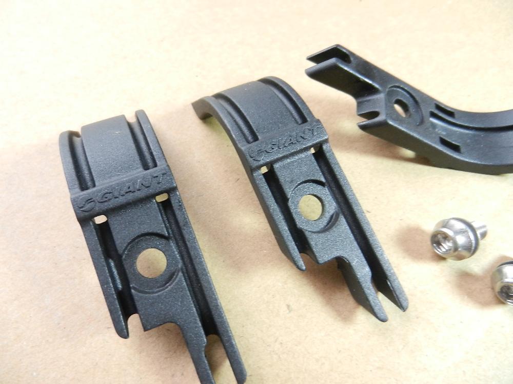 For Giant TCR/ADV PROPEL Road bike Bicycle bottom bracket Cable Guide BB 1pcs