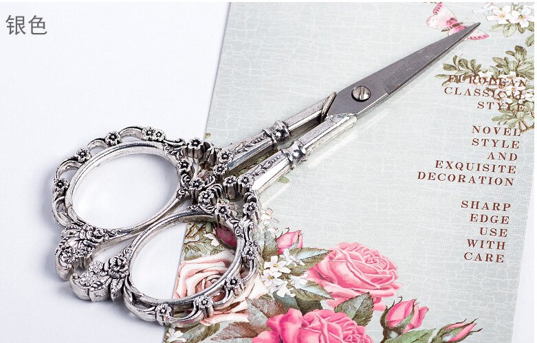 Tijeras para uñas/cutículas de acero inoxidable, cortadoras clásicas de flores de ciruelo, herramienta de manicura, estilo Retro europeo, 1 ud.: 2
