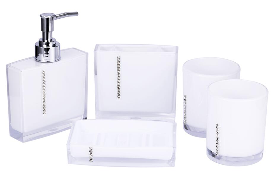 Juego de accesorios para baño, 5 uds., Kits de suministros de baño, botella de emulsión + soporte para cepillo de dientes + jabonera + taza de gárgaras rojo, Morado, blanco y negro: Blanco