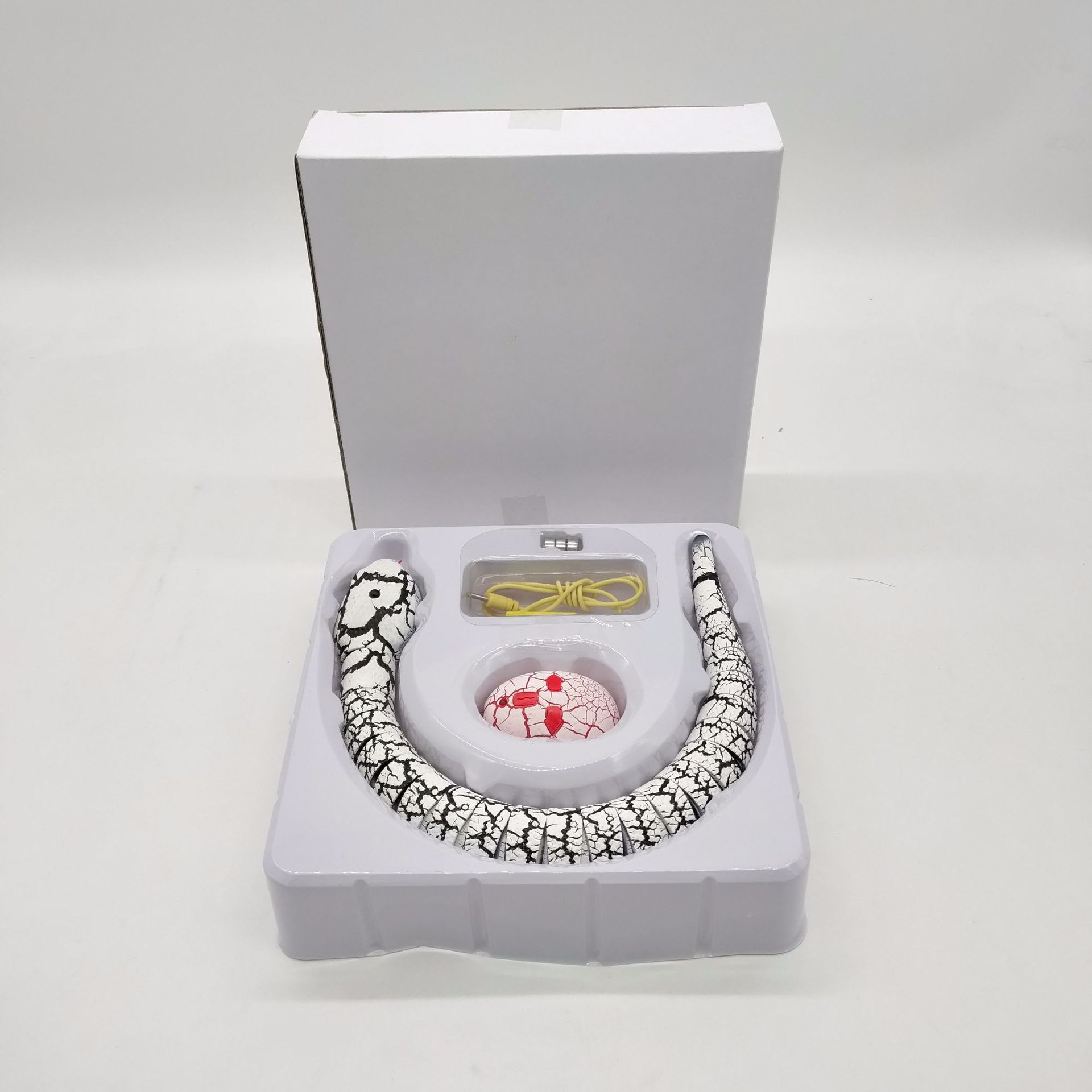 Grensoverschrijdend voor trucdier afstandsbediening slang vreemd speelgoed infrarood afstandsbediening speelgoed ratelslang model: Witte doos wit