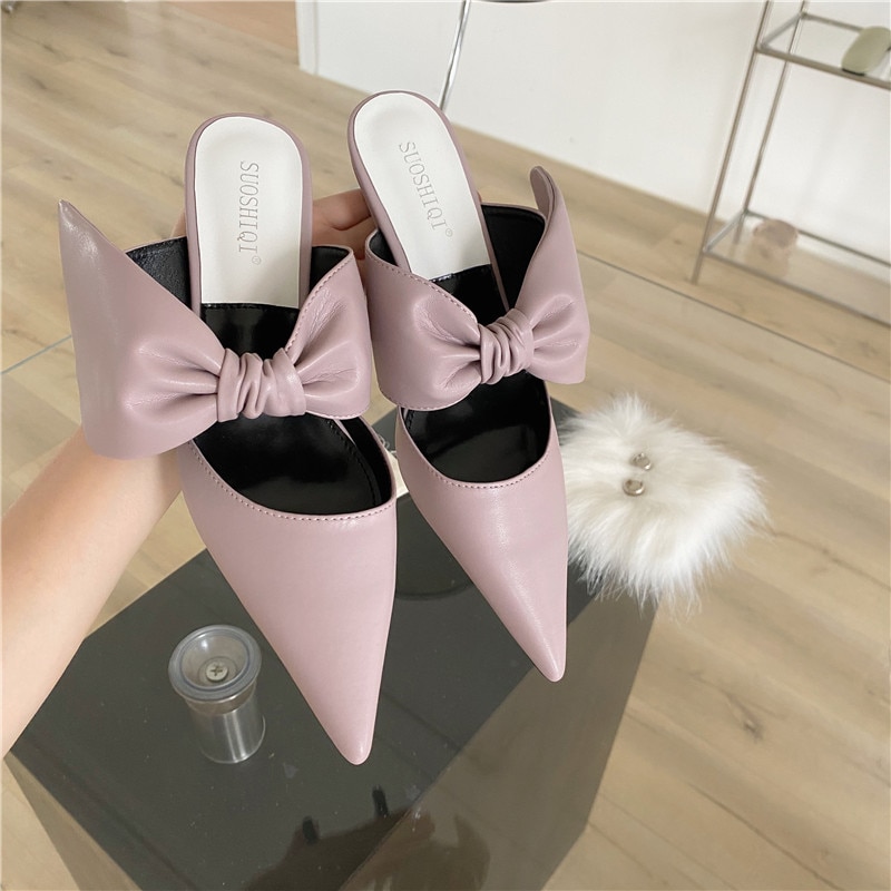 Kvinner slides tøfler spiss tå slip on tynne høye hæler tøfler bue muldyr sko slides flip flops pump
