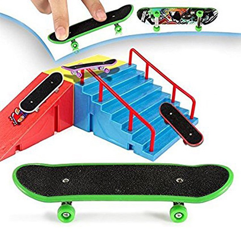 1 Pc Leuke Party Speelgoed Kids Kinderen Mini Vinger Boord Toets Legering Skate Boarding Speelgoed Kleur Willekeurige